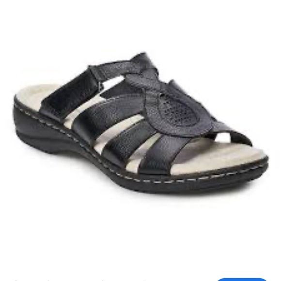 Croft & Barrow Black Strappy Sandals 6.5M | Comfy Slide-On Shoes - Picture 1 of 6